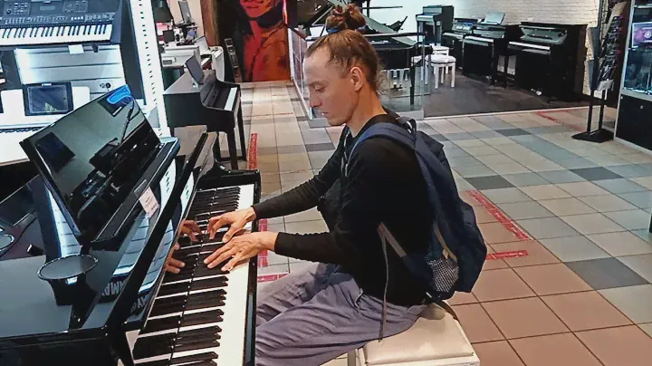 Kawai novus Евгений Безверхий