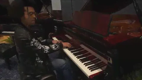 Quincy Bullen Plays the Shigeru Kawai SK-3 Pyramid Mahogany Grand Piano at NAMM 2019